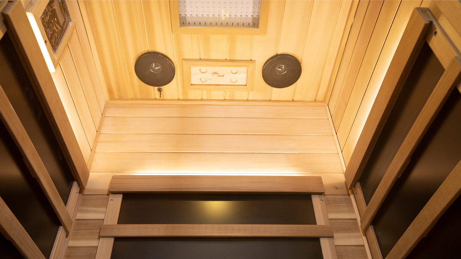 Wizzisaunas SR01 — 1-Person Traditional Steam Sauna Room